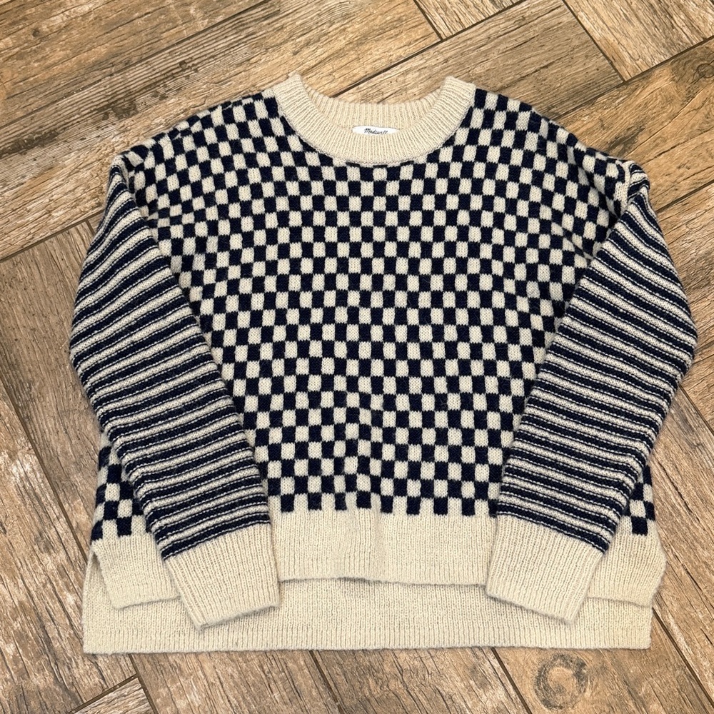 Madewell alpaca blend Crewneck Sweater in Checked Stripe navy cream small - Picture 2 of 5